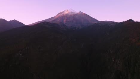 Drone-footage-of-the-Pico-de-Orizaba-volcano-in-the-morning,-before-sunrise