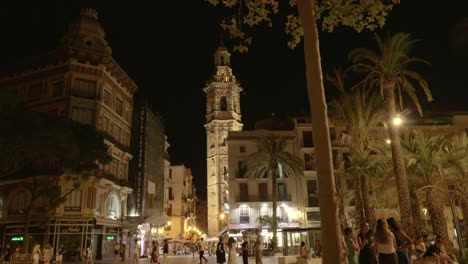 Placa-de-la-Reina-square-in-Valencia-old-town,-summer-night,-Spain