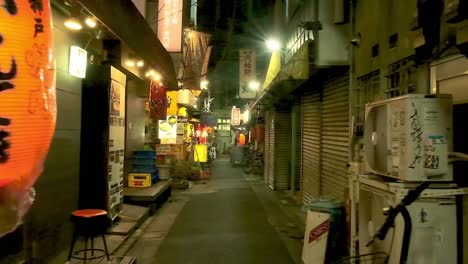 Empty-Chinese-streets-during-covid19-lockdown-and-curfew,-Zero-Covid-policies
