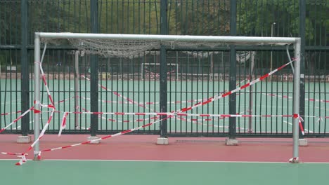 Se-Ve-Un-Gol-Grabado-En-Una-Cancha-De-Fútbol-Cerrada-En-Hong-Kong