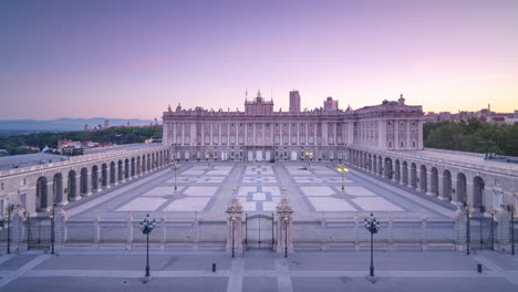 Beautiful-sunrise-from-the-top-of-the-Almudena-Cathedral,-Madrid