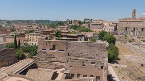 High-Angle-Overlooking-The-Roman-Forum-On-Sunny-Day-With-Clear-Blue-Skies