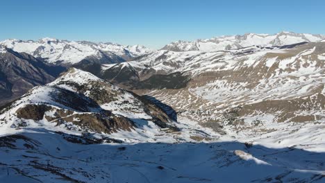 Aerial-walkthrough-Aramón-Cerler-ski-resort