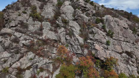An-aerial-view-of-the-mountain-face-in-upstate-NY-in-the-fall