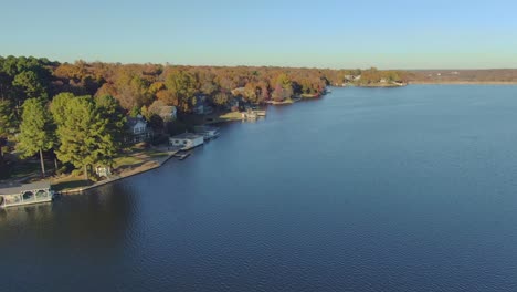 Aerial-view-of-lake-shore-homes