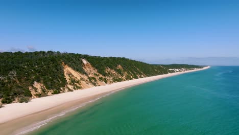 Drone-footage-from-the-remote-side-of-Fraser-Island-in-Queensland,-Australia