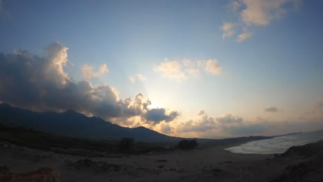 Timelapse-showing-the-coast-of-the-Gulf-of-Mexico-in-Veracruz,-Mexico-with-some-dunes-in-the-background