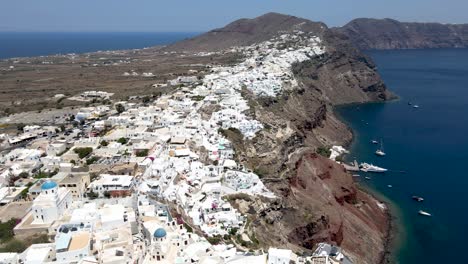 Griechenland-Oia-Santorini-Luftaufnahmen-Von-Drohnen-14.mp4