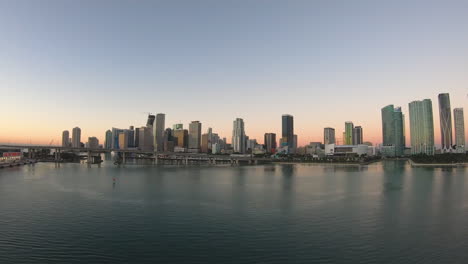 cityscape-skyline-video-in-4K-|-financial-district,-business-street-skyline-of-Miami-city