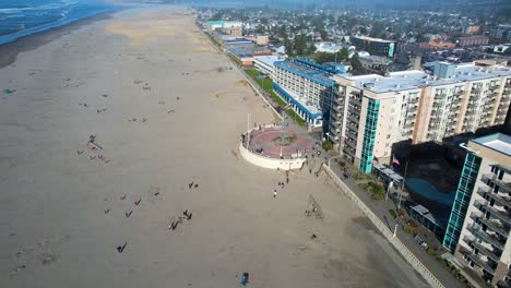 4K-aerial-drone-shot-down-on-Lewis-and-Clark-monument-at-Seaside,-Oregon-beach