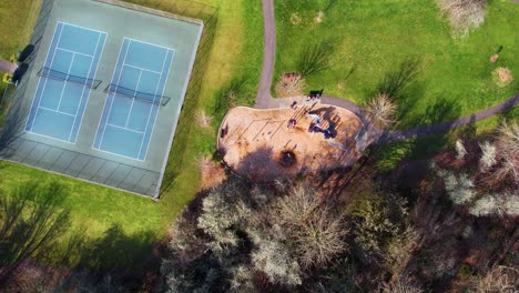 4K-aerial-drone-shot-overlooking-Portland,-Oregon-local-playground