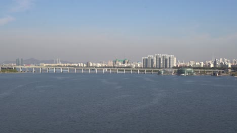 View-from-Dongjak-bridge-on-Hanriver-and-Bangpo-bridge