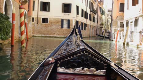 Travelling-on-a-Gondola,-Venice,-Italy