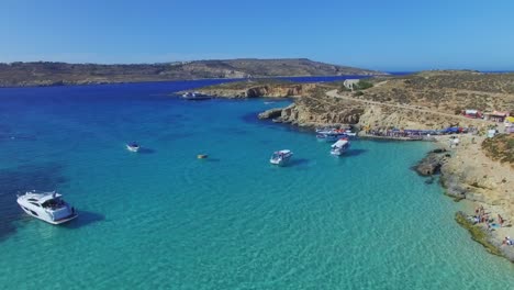 Verkehr-In-Der-Blauen-Lagune-Von-Malta