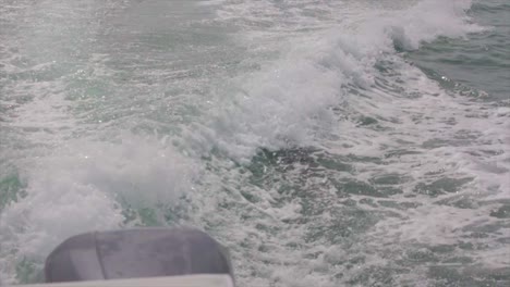 Closeup-in-slow-motion-of-a-boat-trail-wave