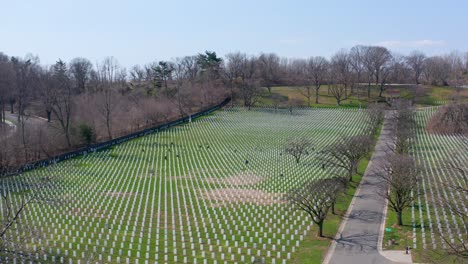 Cementerio-Nacional-De-Cypress-Hills-En-Brooklyn,-Nueva-York