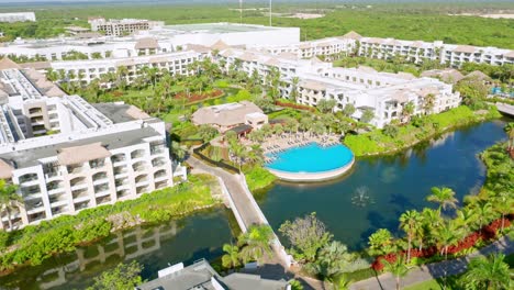 Hard-Rock-Hotel-Holiday-Resort-Complex-En-Punta-Cana-En-República-Dominicana