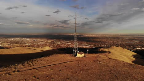 A-late-afternoon-pan-over-a-communication-tower