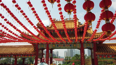 Colourful-Chinese-paper-lanterns-hanging-in-the-courtyard-of-Thean-Hou-Temple,-Kuala-Lumpur,-Malaysia