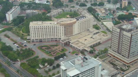 Accra-Zentrale-Luftbildspur-Rückwärts-Vom-Hotel