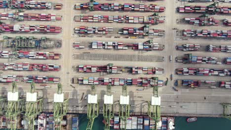 Zeitraffer-Luftaufnahmen-Des-Kommerziellen-Hafenterminals-In-Singapur