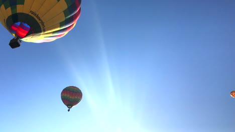 Luftballons-Heben-Vom-Labor-Day-Liftoff-Festival-Ab