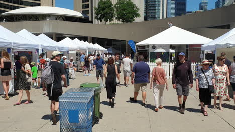 People-walking-and-shopping-in-Toronto-art-fair-in-Ontario,Canada