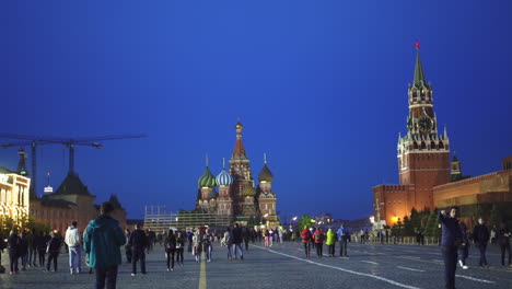 Moscow-Red-Square-by-night-with-Cathedral-of-Vasily-the-Blessed-in-background