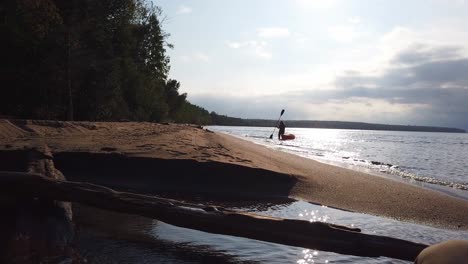 Travel,-kayaking,-lake-superior-shore,-sunny-day,-apostole-islands