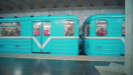Arriving-train-at-the-Tashkent-underground-metro--Uzbekistan
