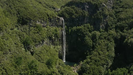 AERIAL:-Waterfall-in-the-mountains-in-Madeira