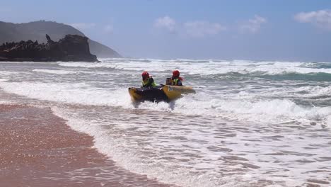 Trans-Agulhas-Race:-Team-Ysterfontein-arrive-at-Brenton-on-Sea-control