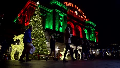 Holiday-lights-decoration-at-the-Union-Station