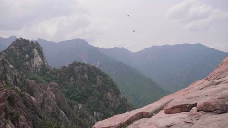 Seoraksan-National-Park-Slow-Panning-Shot-from-top-of-mountain