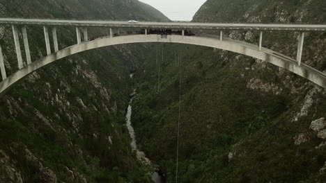 Bungy-jump-from-Bloukrans-bridge,-South-Africa