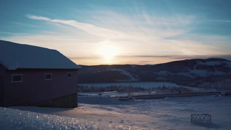 Trineo-El-Día-De-Navidad-Durante-El-Invierno-En-Noruega