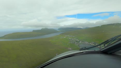 Plane-approaching-Vagar-airport,-Faroe-Islands