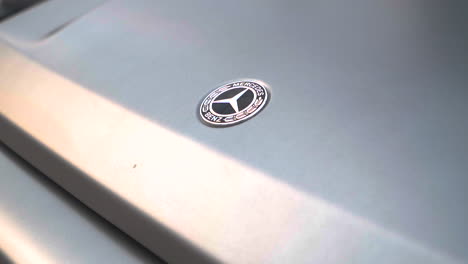 Frankfurt,-Germany,-27-July-2022:-Close-up-Mercedes-Benz-logo-car-hood