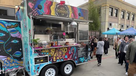 Colorful-food-truck-at-the-Los-Angeles-Smorgasburg-open-air-market