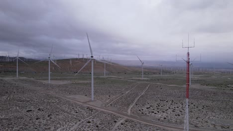 Wind-turbines-next-to-Joshua-Tree-park