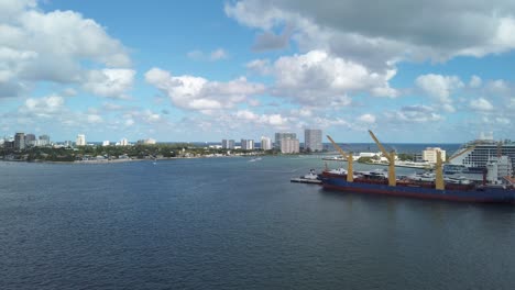 Cargo-ship-in-Florida-port