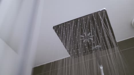 Water-comes-out-of-the-shower