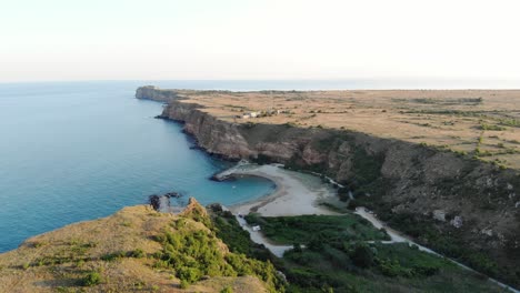 Vista-Panorámica-Del-Cabo-Kaliakra-En-La-Costa-Norte-Del-Mar-Negro-Búlgaro