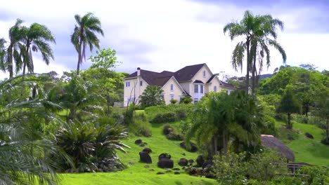 Herrenhaus-In-Einem-Tropischen-Paradies-Im-Südlichsten-Teil-Brasiliens