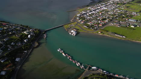 Aerial-panning-view-of-Riverton-with-channel-in-the-sea