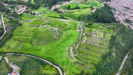 Sacsayhuaman-or-Saqsaywaman-is-one-of-the-Inca's-ruins-constructions-as-Machu-Picchu