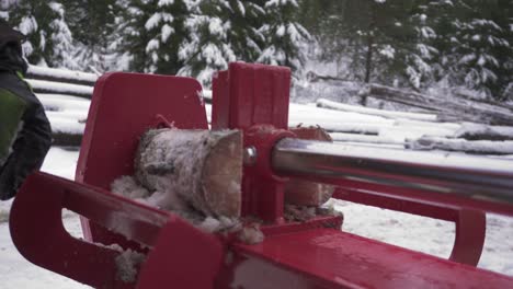 Cutting-Woods-In-Winter-With-Manual-Log-Splitter