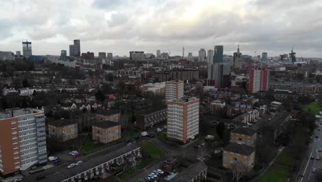 Filmische-Flugaufnahme-Von-Birmingham-City,-Gefilmt-In-4k-Auf-Einer-Drohne
