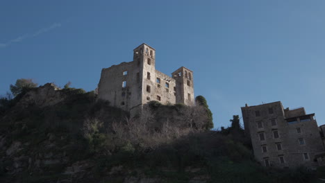 Castillo-De-Doria-En-Dolceacqua,-Liguria