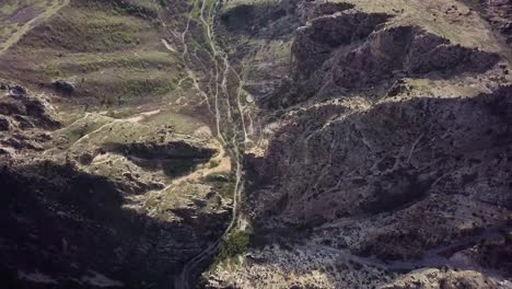 Luftbild-Von-Oben-Nach-Unten-Auf-Den-Rock-Canyon-In-Provo,-Utah,-USA